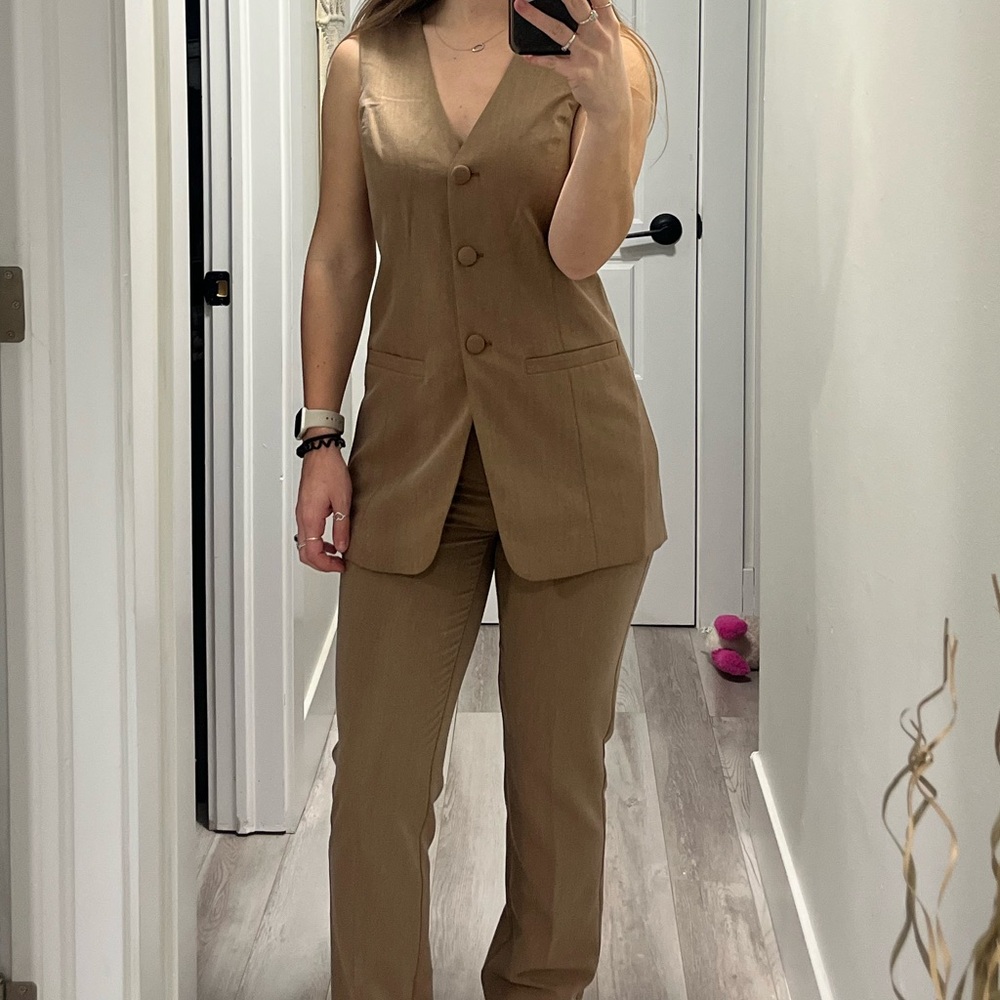 Tan Sleeveless Suit